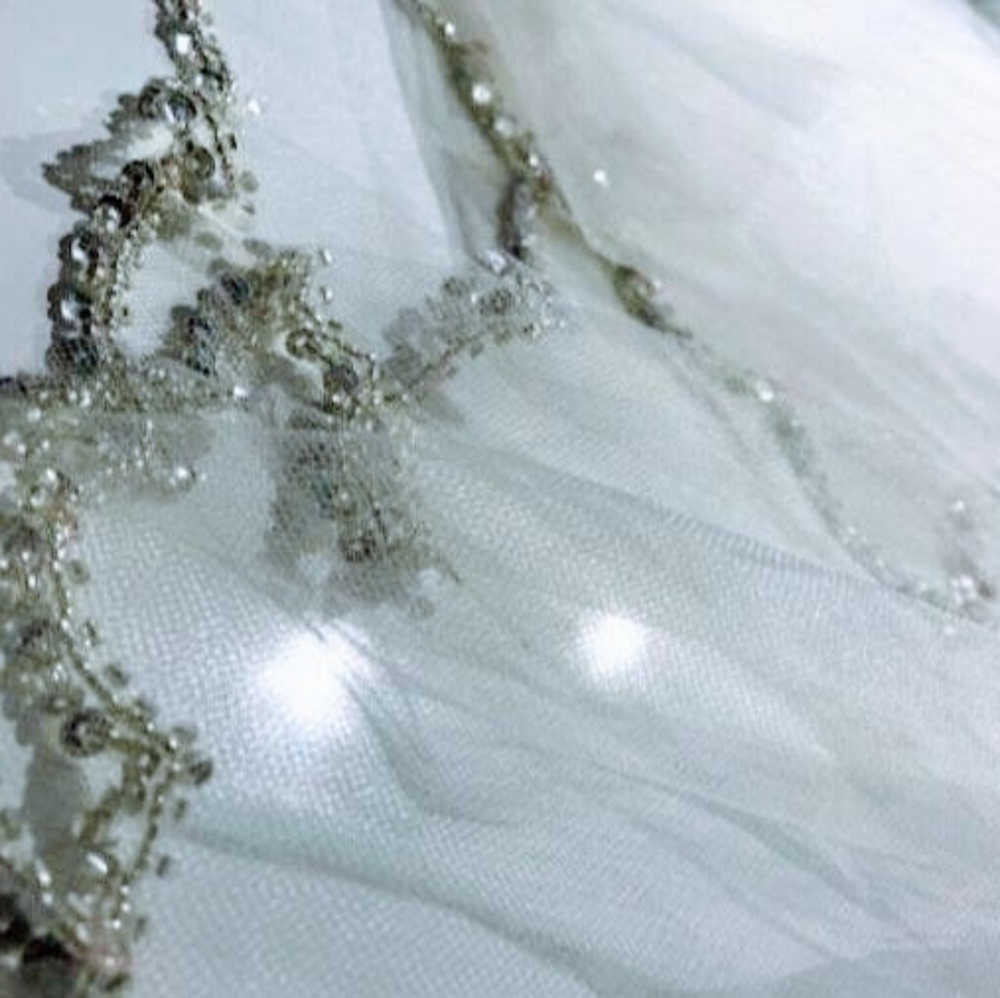 Wedding veil - Picture 7 of 10